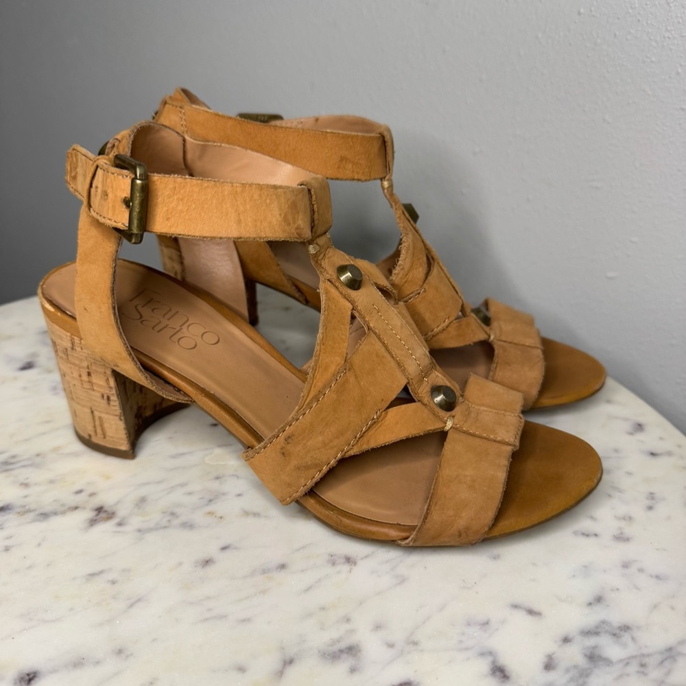 Franco Sarto Sandals Size 6 tan Leather
Heels shoes